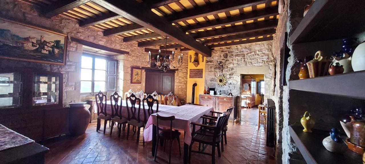 Castell De Llaes Villa Luaran gambar